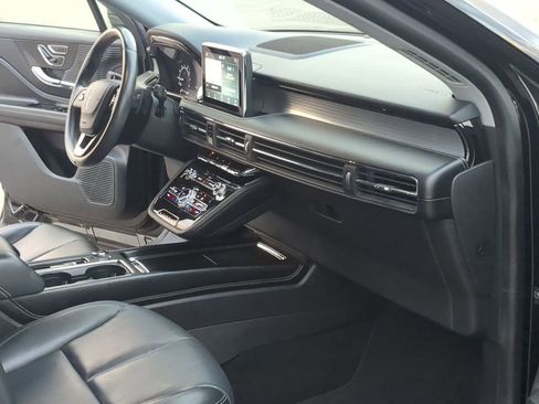 Used 2020 Lincoln Corsair FWD image 27