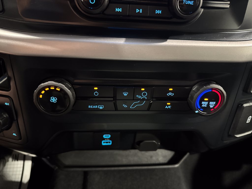 Used 2023 Ford F150 XLT AWD/4WD image 32
