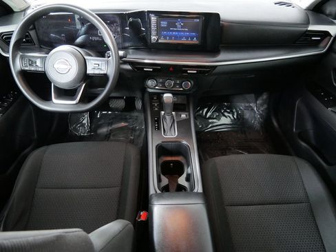 Used 2025 Nissan Kicks S AWD/4WD image 20