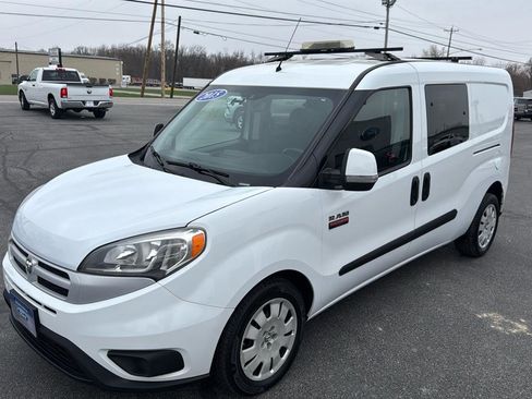 Used 2015 RAM ProMaster City Tradesman SLT w/ Rear Back-up Camera Group image 2