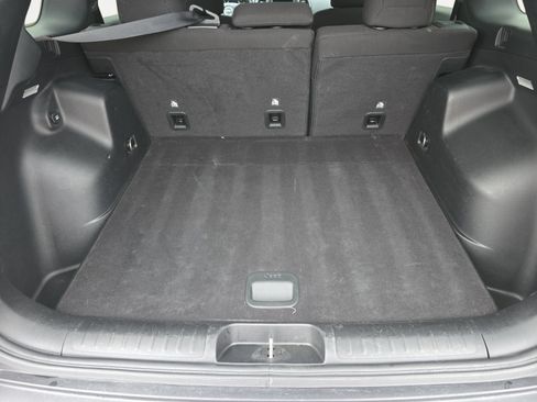 Used 2021 Jeep Cherokee Latitude image 12