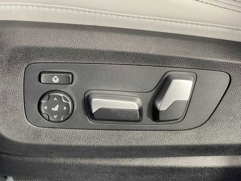 New 2026 BMW X5 xDrive40i w/ M Sport Package image 14