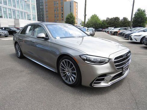 Used 2024 Mercedes-Benz S 580 4MATIC Sedan image 5