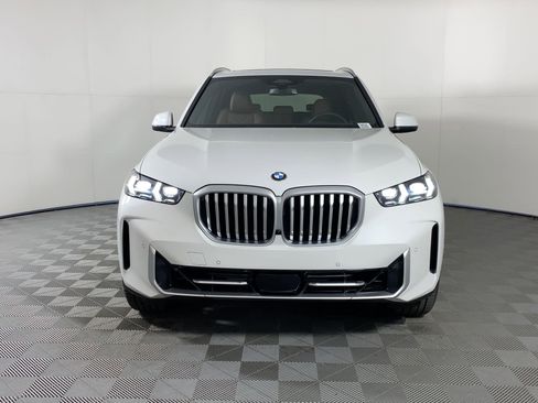 Used 2026 BMW X5 sDrive40i image 5