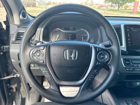 Used 2020 Honda Ridgeline Sport image 16
