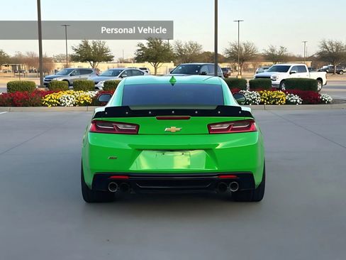 Used 2017 Chevrolet Camaro SS image 4