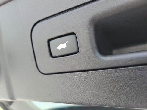 Used 2020 Acura MDX FWD image 10