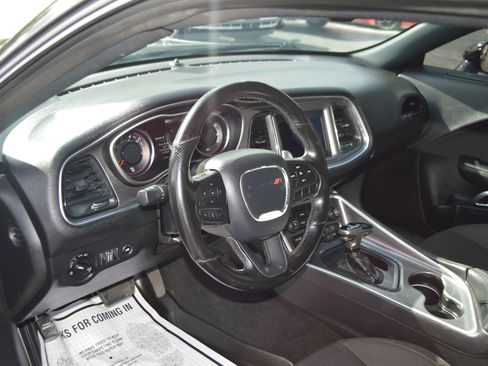 Used 2020 Dodge Challenger R/T RWD image 15