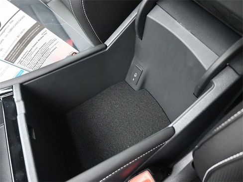 New 2025 Volkswagen Atlas SEL image 9