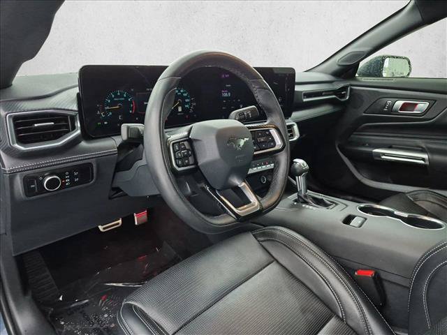 Used 2025 Ford Mustang Premium RWD image 10