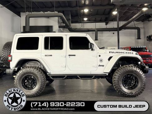 Used 2024 Jeep Wrangler Unlimited Rubicon 4xe AWD/4WD image 8