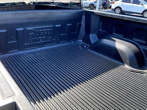 Used 2024 GMC Sierra 1500 SLT AWD/4WD image 6