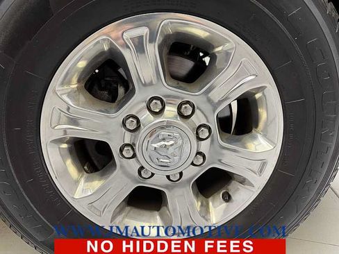 Used 2024 RAM 2500 Big Horn AWD/4WD image 9