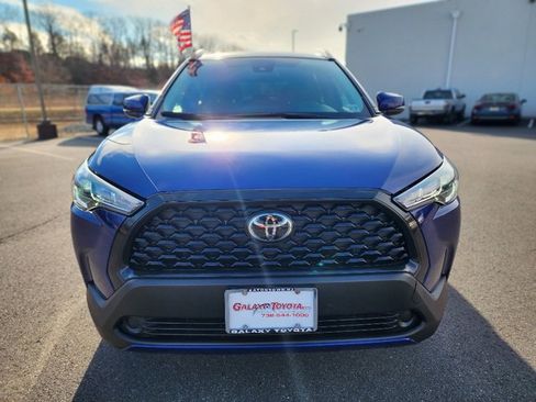 Used 2022 Toyota Corolla Cross LE image 2