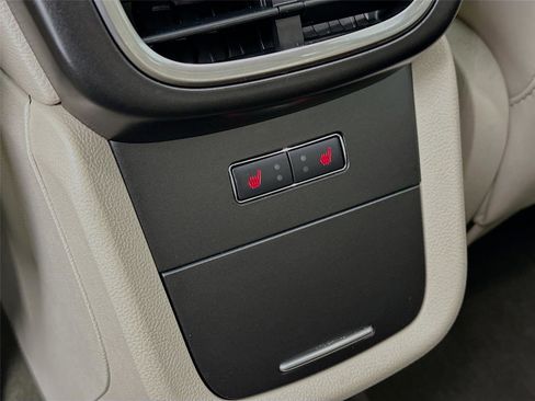 Used 2019 Lincoln Nautilus Reserve w/ Driver Assistance Package image 33