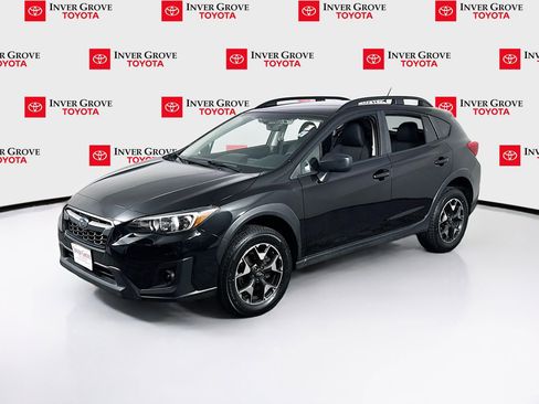 Used 2020 Subaru Crosstrek 2.0i image 1