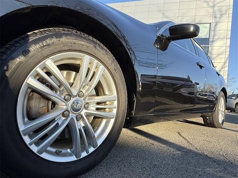 Used 2011 INFINITI G37 x w/ Premium Pkg image 10