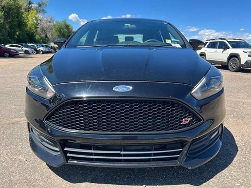 Used 2016 Ford Focus ST w/ Equipment Group 401A FWD image 9