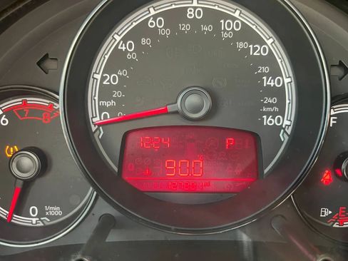 Used 2017 Volkswagen Beetle 1.8T FWD image 15