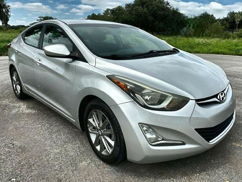 Used 2016 Hyundai Elantra SE w/ Option Group 02 image 10