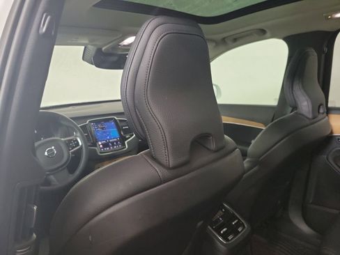 Used 2024 Volvo XC90 T8 Plus w/ Protection Package Premier AWD/4WD image 16