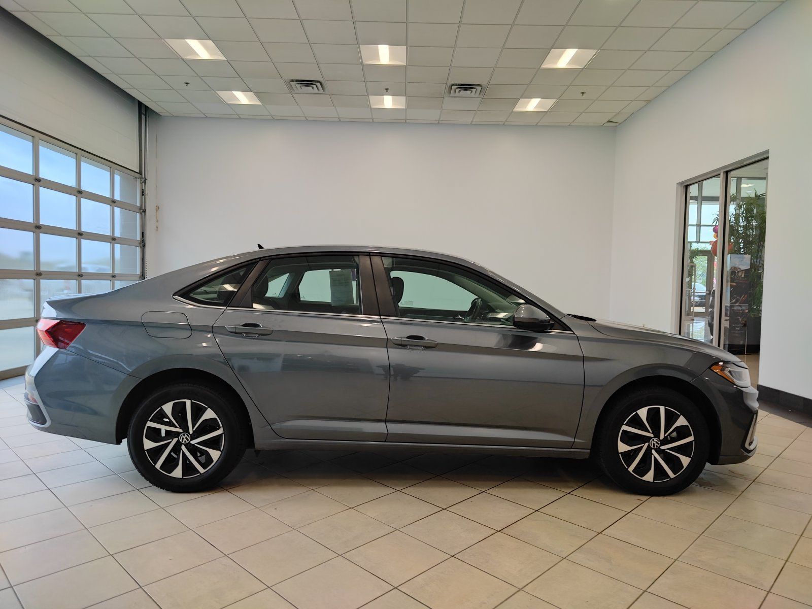 Used 2025 Volkswagen Jetta S FWD image 2