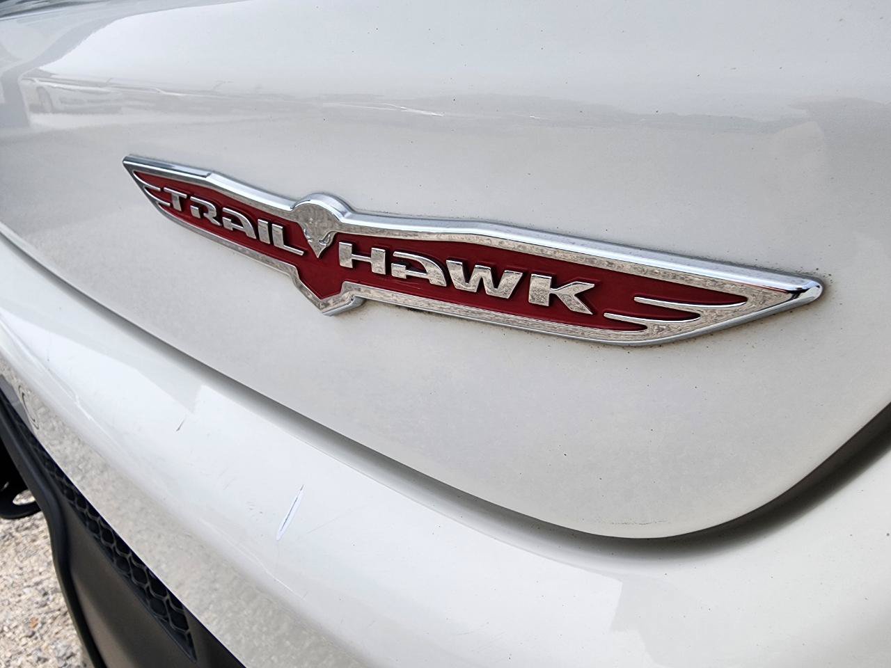 Used 2021 Jeep Compass Trailhawk w/ Sun and Sound Group AWD/4WD image 32