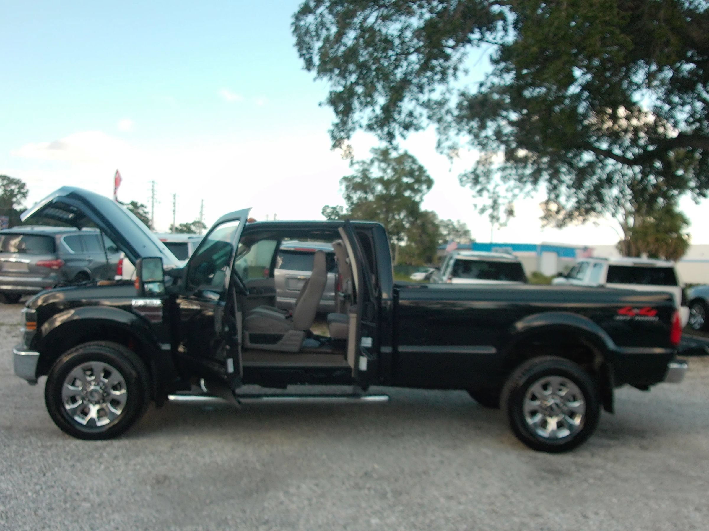 Used 2008 Ford F350 XLT AWD/4WD image 9