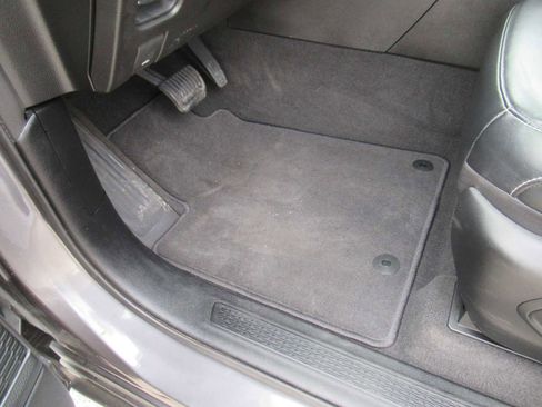 Used 2021 Jeep Grand Cherokee L Limited image 22