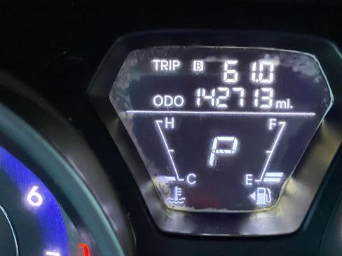 Used 2013 Hyundai Elantra GLS image 3