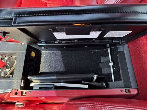 Used 1988 Chevrolet Corvette Coupe image 18