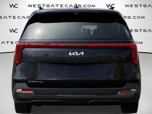 New 2026 Kia Carnival SX Prestige FWD image 18