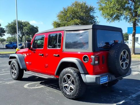 Used 2018 Jeep Wrangler Unlimited Sport S AWD/4WD image 8