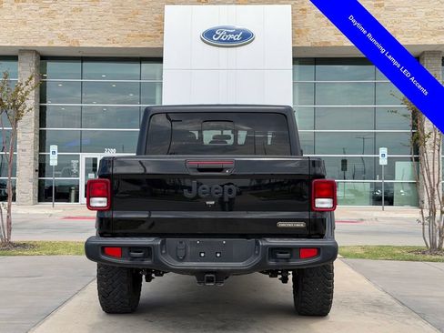 Used 2023 Jeep Gladiator Sport AWD/4WD image 22