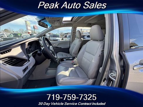 Used 2016 Toyota Sienna XLE Premium image 15
