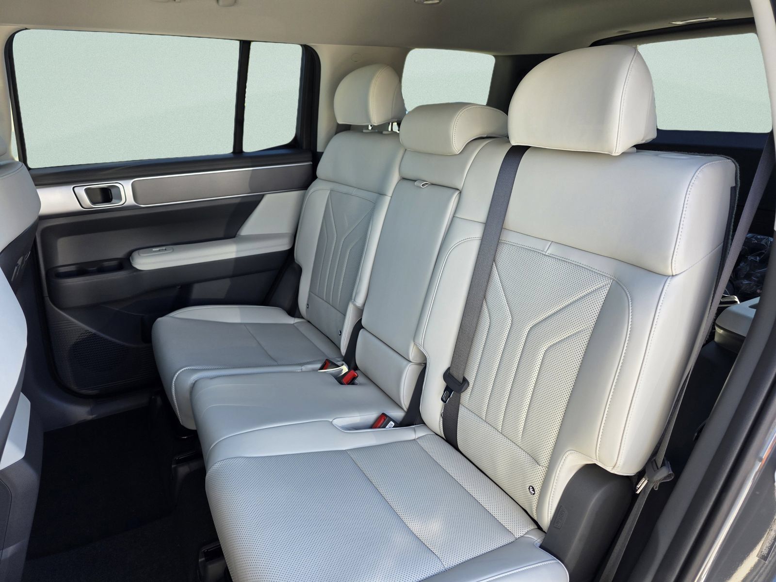 New 2026 Hyundai Santa Fe SEL FWD image 12