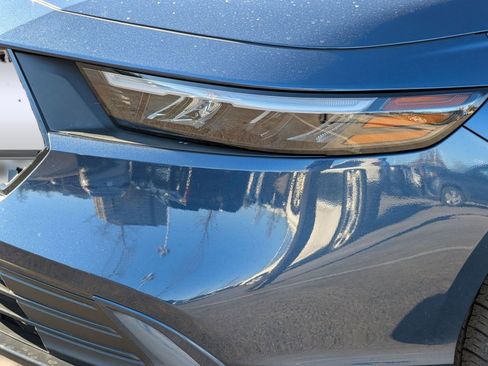 Used 2023 Honda Accord EX image 11