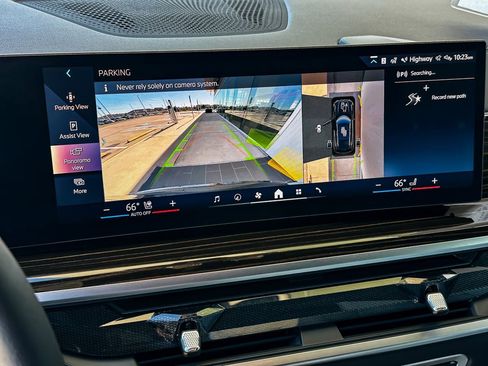 New 2025 BMW X5 sDrive40i w/ Climate Comfort Package image 21