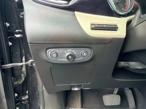 Used 2020 Buick Encore GX Select w/ Advanced Technology Package FWD image 30
