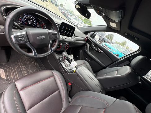 Used 2024 Chevrolet Blazer RS w/ Enhanced Convenience Package AWD/4WD image 11