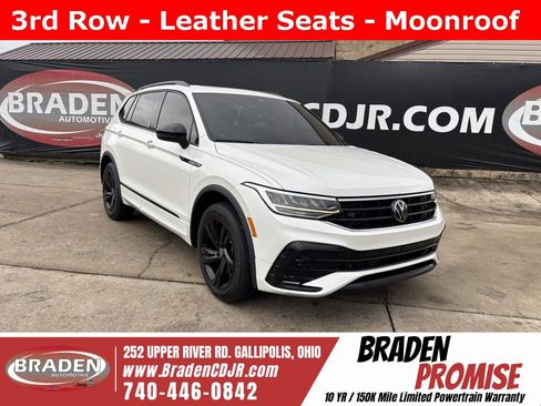 Used 2024 Volkswagen Tiguan SE R-Line image 1