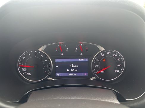 Used 2022 GMC Terrain AT4 image 24