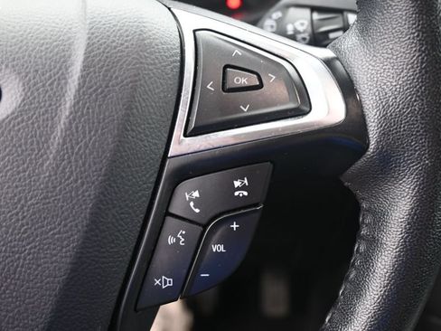 Used 2024 Ford Edge SEL AWD/4WD image 18