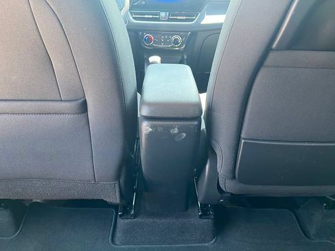 Used 2025 Chevrolet TrailBlazer LT FWD image 26