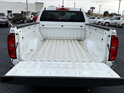 Used 2022 Chevrolet Colorado LT w/ Fleet Safety Package image 19