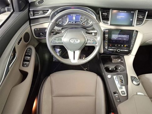 Certified 2025 INFINITI QX50 Luxe image 15