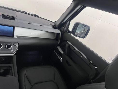 Used 2023 Land Rover Defender 110 S AWD/4WD image 24
