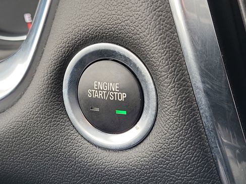 Certified 2022 Chevrolet Traverse Premier w/ Redline Edition image 31