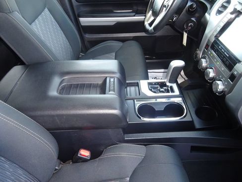 Used 2021 Toyota Tundra SR5 w/ Trail Edition AWD/4WD image 18