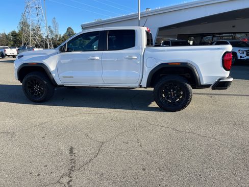 New 2026 GMC Canyon Elevation w/ Convenience Package image 8